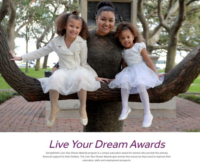 live you rdream Mother with daughters