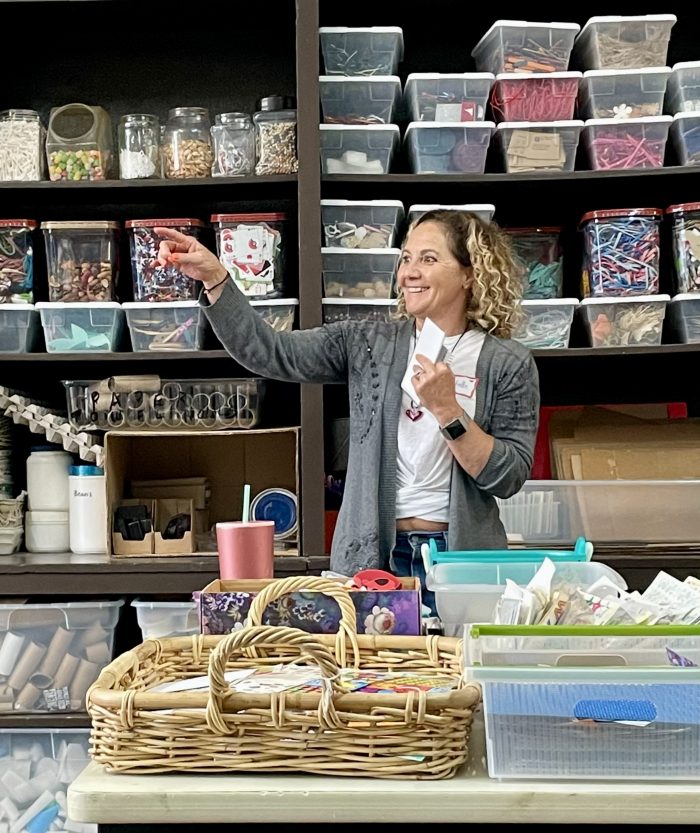 IMG_7339 Mechelle guiding Dream It Be it activity